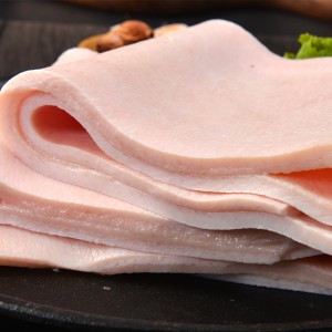 500g замороженной свиной кожи