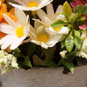 искусственные цветы.  фальшивые цветы.  пластиковый букет.  украшения.  маятник