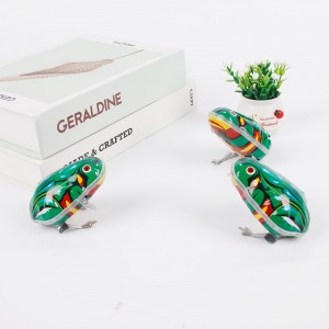 игрушка, жестяная лягушка, прыгунья в струны, заводная игрушка
