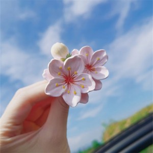 자동차 INS 복숭아꽃 송풍구 복숭아꽃 에어컨 입구 장식 향수 