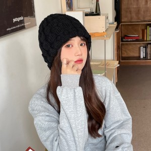 굵은 비니 여자 헐렁헐렁 큰 머리 두른 검정 물통 모자 눅눅한 가을 겨울 보온 한국판 얼굴 작은 털모자 