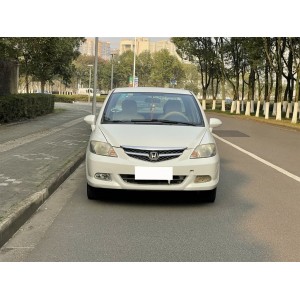 Модель SDI 2006 1.3L вручную