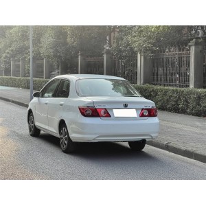 Модель SDI 2006 1.3L вручную