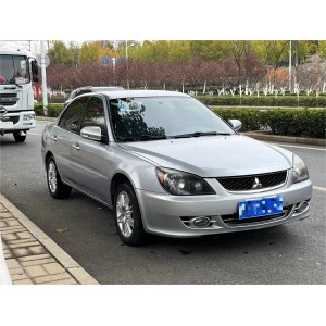 Lancer 2012 1.6L Ручной комфортабельный SEI