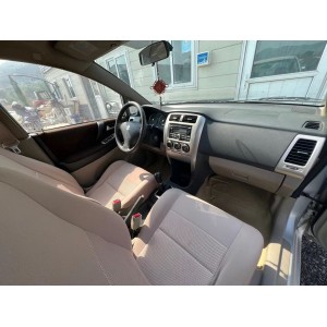 LIANA 2011 A + три фута 1.4L Ручной стандарт