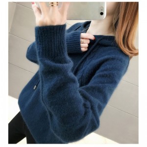 女冬加厚连帽针织上衣